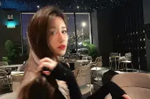 震惊！卢昱晓因片场不当行为塌房网友热议职业素养问题