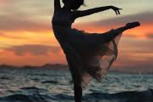 内娱1天4大瓜!顶流恋情、深夜泡酒吧、全身整容一个比一个离谱 内娱1天4大瓜!顶流恋情、深夜泡酒吧、全身整容一个比一个离谱